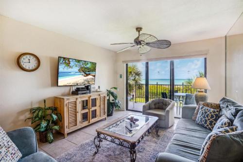 Sunset Beach House | Land's End 8-303 Beach Front