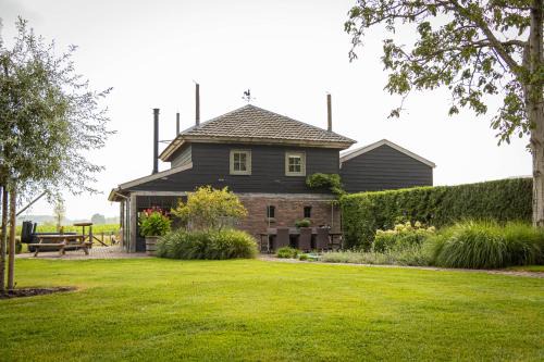 Beesd House | Landgoed Versteegh nabij heerlijkheid Mariënwaerdt