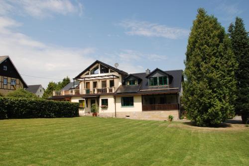 Kurort Gohrisch Apartment | Landhaus Gohrisch