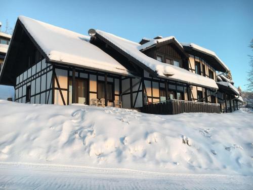 Neuastenberg House | Landhaus-Postwiese