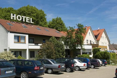 Dornstadt Hotel | Landhotel Gasthof am Berg