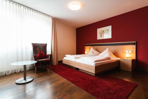 Wiesenbronn House | Landhotel und Weingasthof Schwarzer Adler