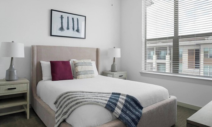 Austin Apartment | Landing | Amazing 1BD, Yoga Studio, Pool