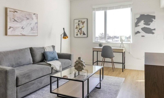 Providencia Park Apartment | Landing | Amazing 1BD, Gym, Pool