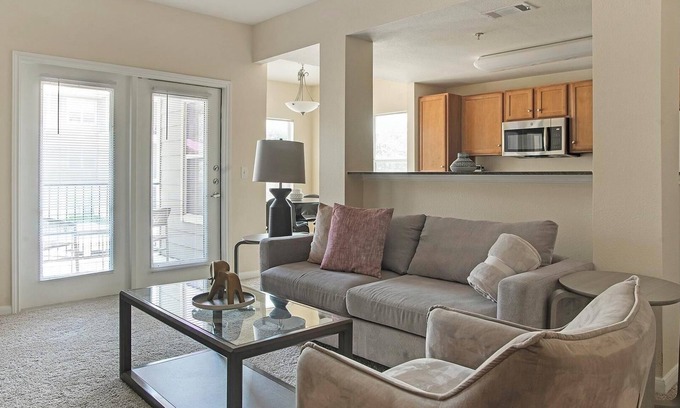Sweetbriar Apartment | Landing at Agave at South Congress - 1 Bedroom .