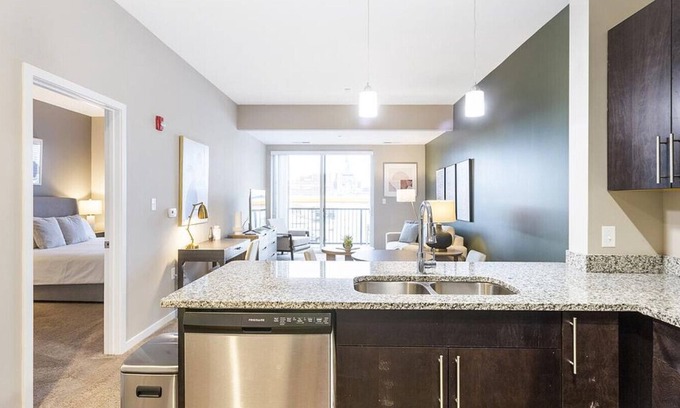 West Central Apartment | Landing at Cityscape Flats - 1 Bedroom in West Central