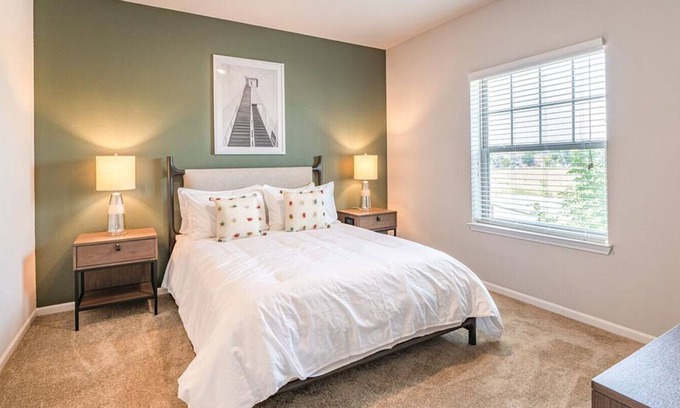 Fort Collins Apartment | Landing at Crowne at Timberline Townhomes - 1 Bedroom in Linden Park