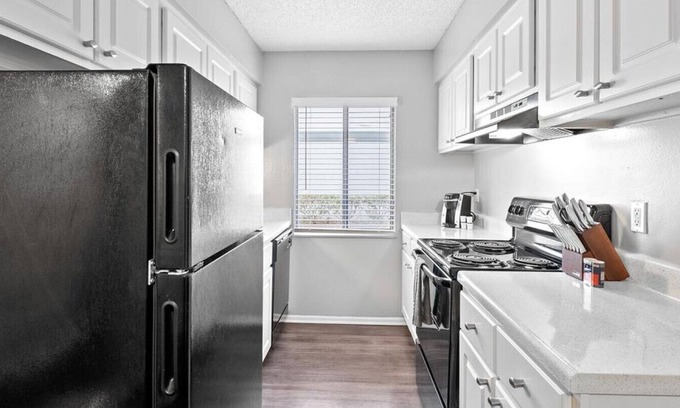 St. Petersburg - Clearwater Apartment | Landing at Gateway on 4th Apartments - 1 Bedroom in Downtown St. Petersburg