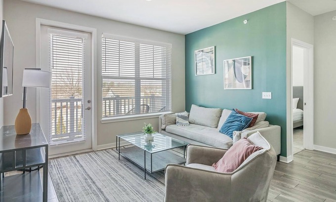 Huntsville Apartment | Landing at Laurel at Dry Creek - 2 Bedrooms in .