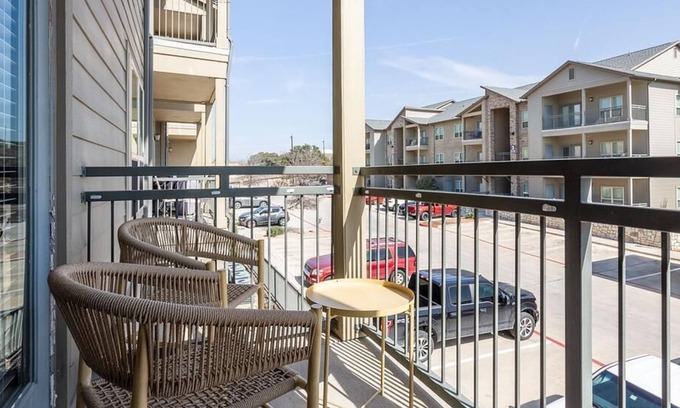 Georgetown Apartment | Landing at Madison at Westinghouse - 1 Bedroom in Downtown Georgetown