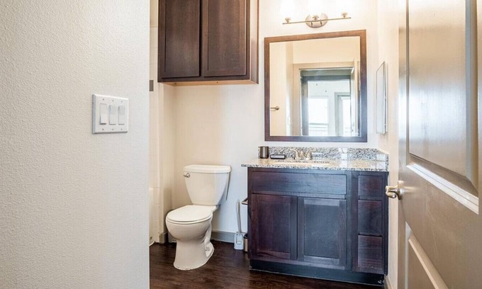 Georgetown Apartment | Landing at Madison at Westinghouse - 1 Bedroom in Downtown Georgetown