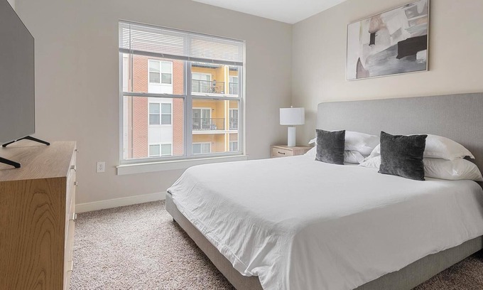 Chillum Apartment | Landing at Mode at Hyattsville - 2 Bedrooms in .