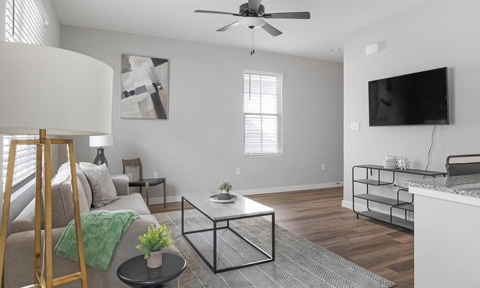Madison Apartment | Landing at Sanctuary at Indian Creek - 1 Bedroo.