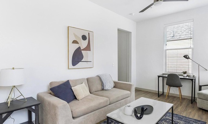 Fort Worth Apartment | Landing at Skyline Prairie - 2 Bedrooms in Fort.