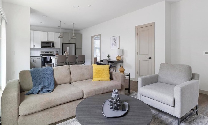 Fort Worth Apartment | Landing at Skyline Prairie - 2 Bedrooms in Fort.
