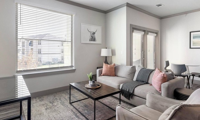 Manor Apartment | Landing at The Flats at Shadowglen - 1 Bedroom .