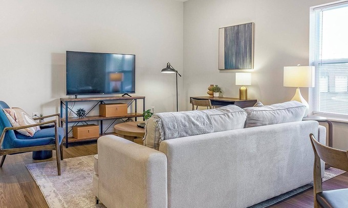 Cartersburg Apartment | Landing at The Landing - 2 Bedrooms in Clermont