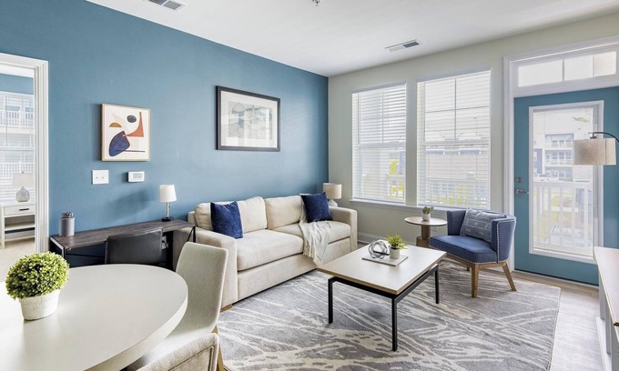Wilmington Apartment | Landing at The Parker Leland - 2 Bedrooms in Do.