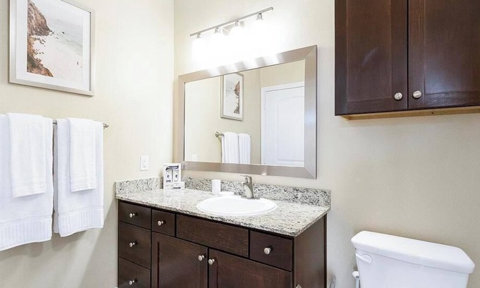 Sugar Land Apartment | Landing at The Retreat at Riverstone - 1 Bedroom in Downtown Sugar Land