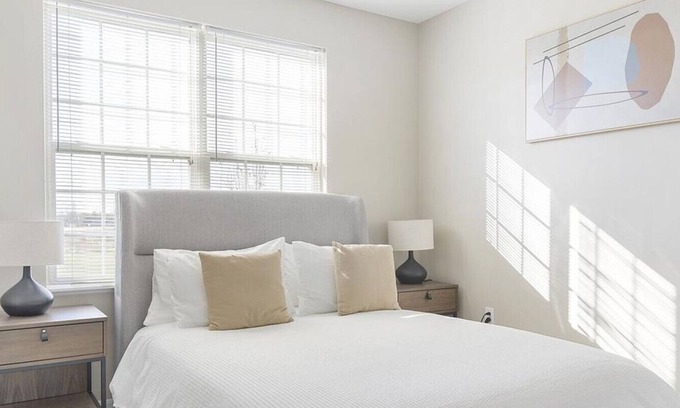 Canal Winchester Apartment | Landing at The Green - 2 Bedrooms in South Columbus