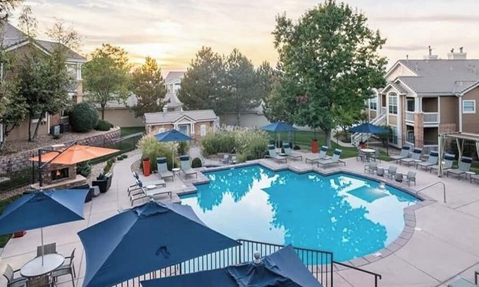 Westridge Apartment | Landing at The Bluffs at Highlands Ranch - 2 Bedrooms in Westridge