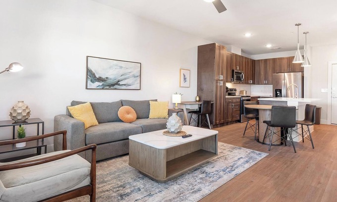 Seguin Apartment | Landing at The Virginia - 1 Bedroom in Seguin