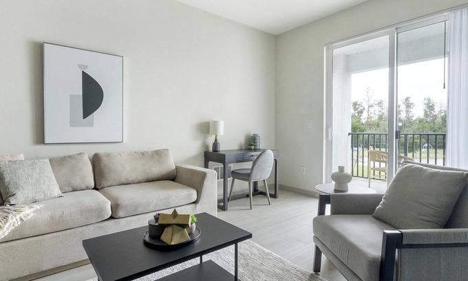 Eastwood Village Apartment | Landing at The Vistas at Eastwood - 2 Bedrooms .
