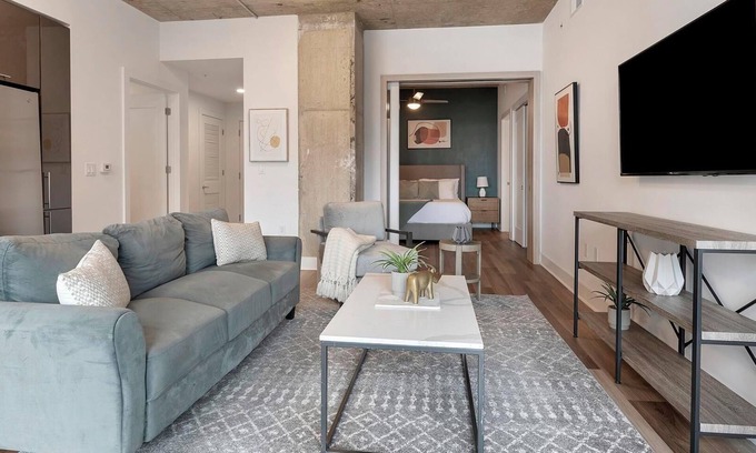 Baileys Crossroads Apartment | Landing at Three Collective - 2 Bedrooms in Fal.