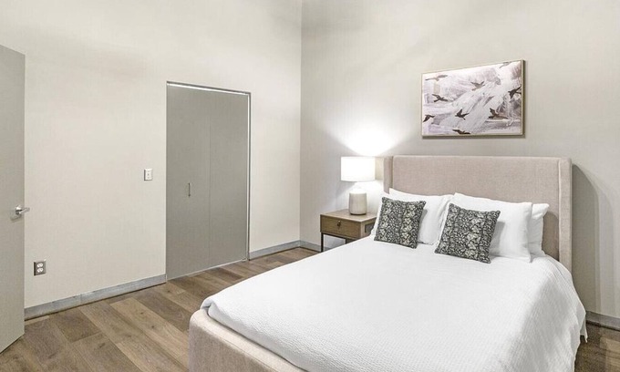 NoDo District Apartment | Landing at Tiptop - 2 Bedrooms in Jefferson Square