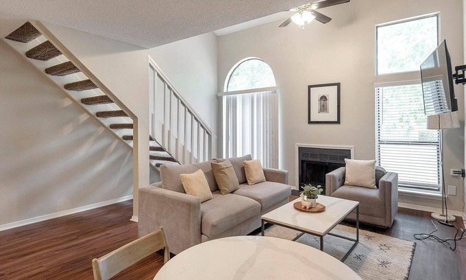 Cordova Apartment | Landing | Beautiful 2BD, Game Room, Clubhouse
