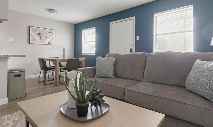 Southside Apartment | Landing | Chic 1BD, Clubhouse, Gym