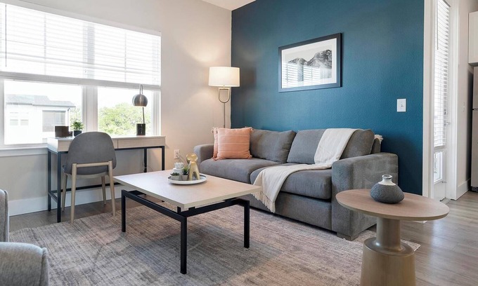 Southeast Orlando Apartment | Landing | Chic 1BD, Pool, Gym