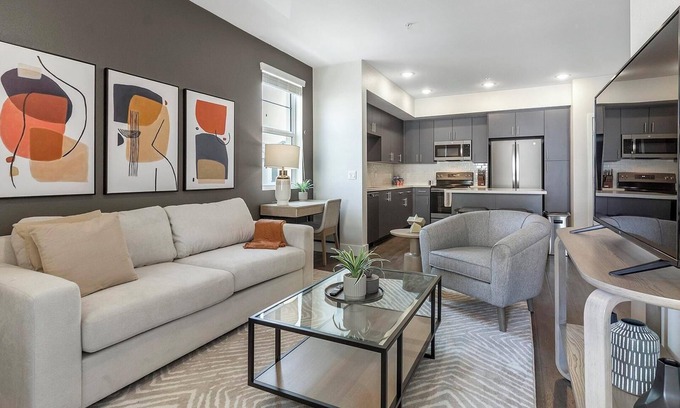 Denton Apartment | Landing | Chic Studio in Denton