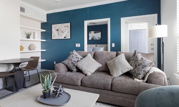Pipers Meadow Apartment | Landing | Incredible 1BD, Gym, Clubhouse