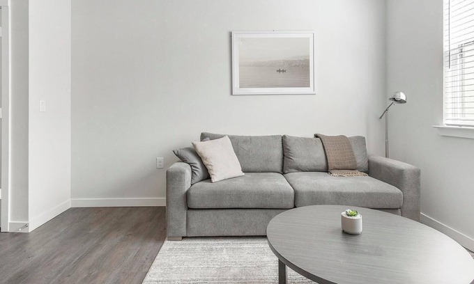 Spring Branch East Apartment | Landing | Modern 1BD, Courtyard, Pool