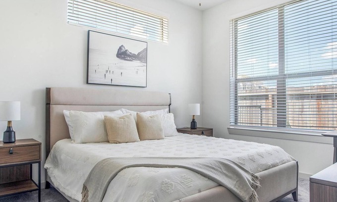 Austin Apartment | Landing | Modern 1BD, Pool, Gym