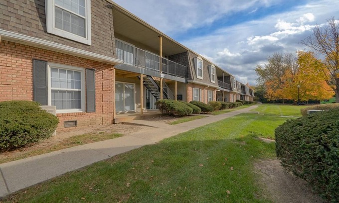 Indianapolis Apartment | Landing | Modern 2BD, Pool