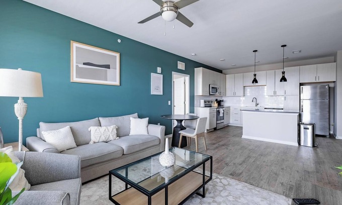 Kenton Apartment | Landing | Stylish 2BD, Yoga Studio, Clubhouse