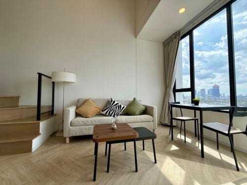 Rama 9 Apartment | Landmark at MRTA 37 sqm 1BR and Wi-Fi