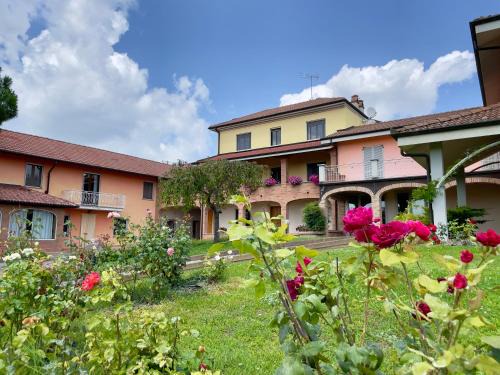 Grazzano Badoglio Bed & Breakfast | Landora