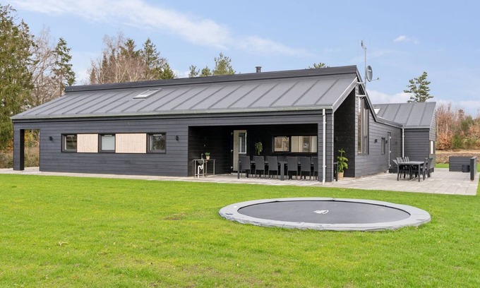 Bønnerup Strand House | "Lanessa" - 800m from the sea by Interhome
