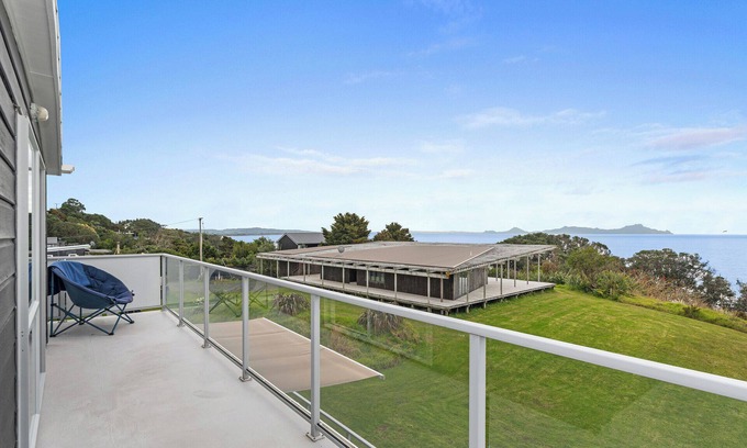 Langs Beach House | Langs Time - Langs Beach Holiday Home