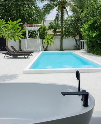 Chang Phueak Villa | Lanna Private Pool Villa 5min Nimman