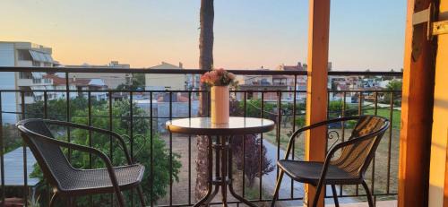 Istiaia-Aidipsos Apartment | Lantzos Studios