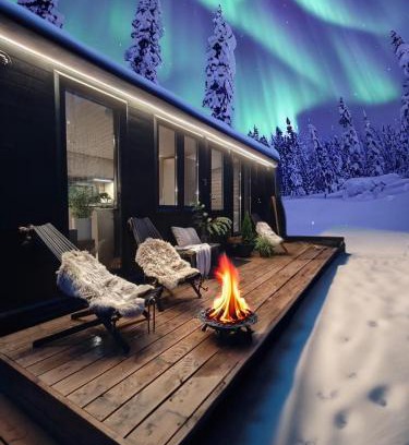 Kolari House | Lapland Riverside, Landscape Cabin, KUUKKELI, Ylläs, Tiny Home with Sauna, Fireplace, Terrace, BBQ, Wifi, Ski, Fishing, Pets OK
