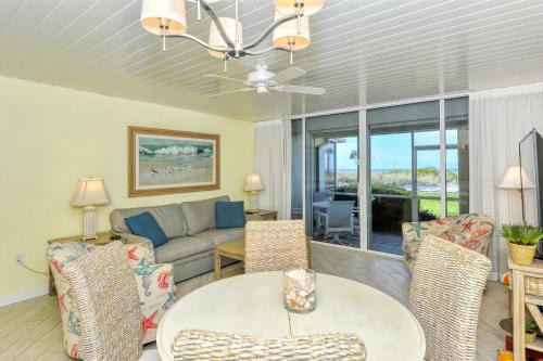 Longboat Key Apartment | LaPlaya 107A Soak up the sun or float in the warm Gulf waters