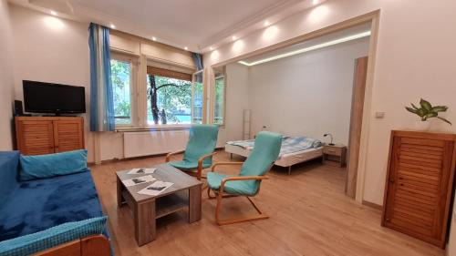 Orszagut Apartment | Lara apartman