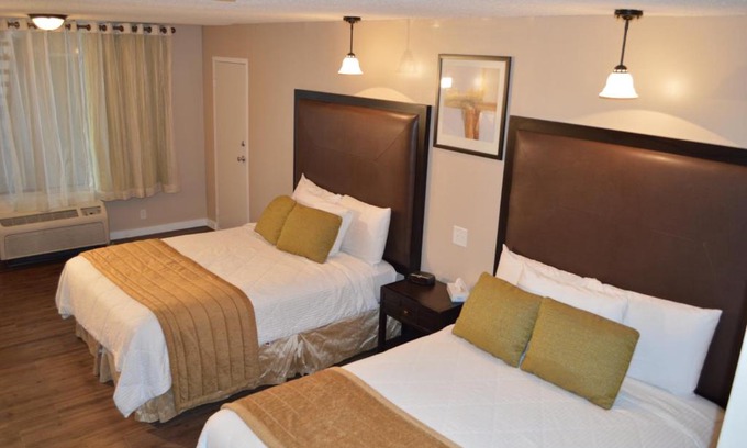 Laramie Hotel | Laramie Valley Inn