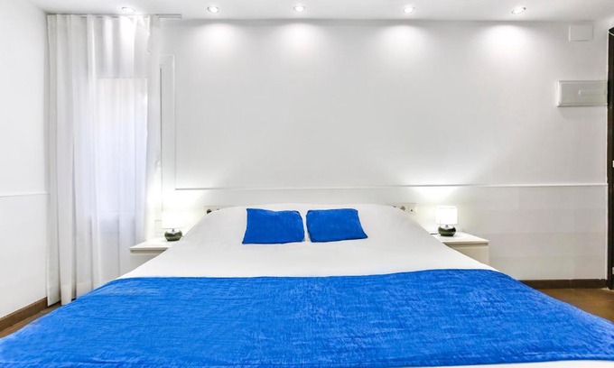 Sant Andreu House | Laramond Barcelona Rooms
