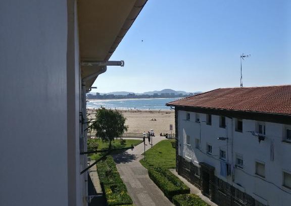 Laredo Apartment | Laredo primera línea de playa,zona puerto deportivo